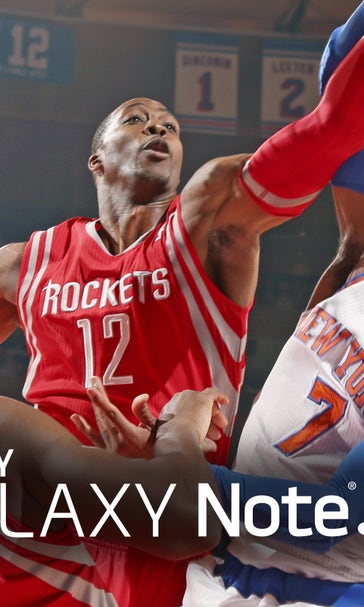 Daily Buzz: Dwight Howard offers words of wisdom to 'Melo